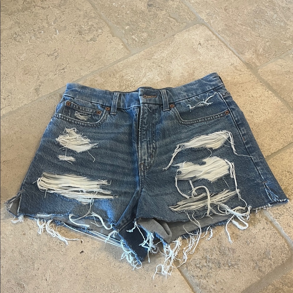 American Eagle high rise curved denim jean shorts